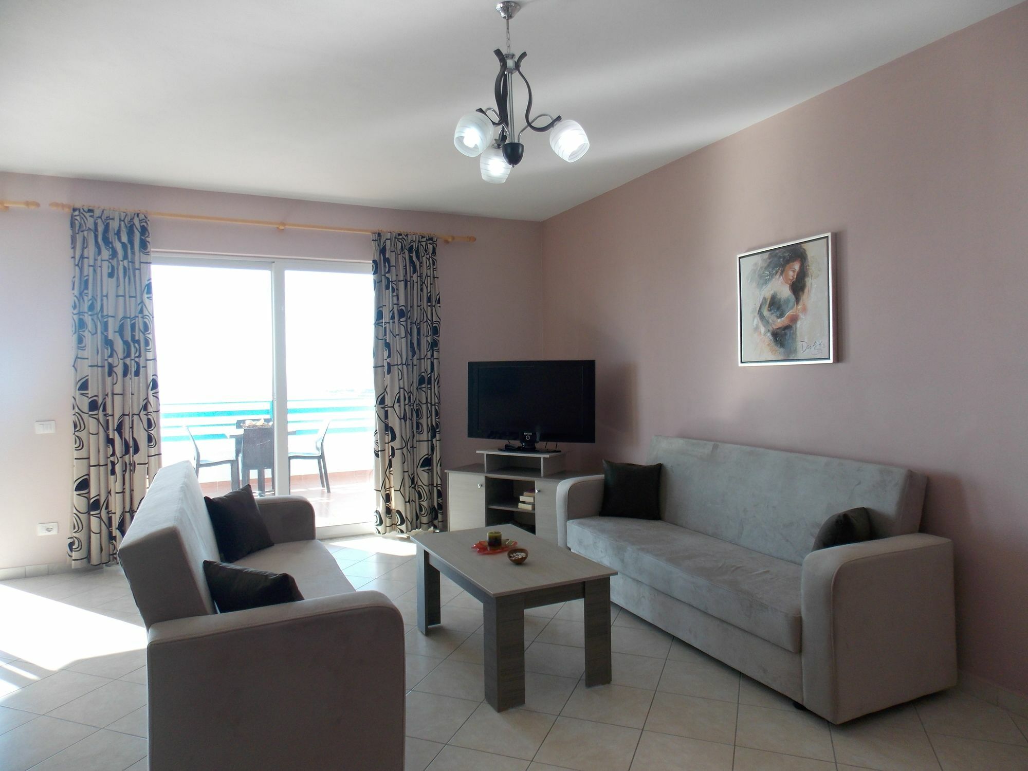 Hotel Serxho Sarandë 外观 照片
