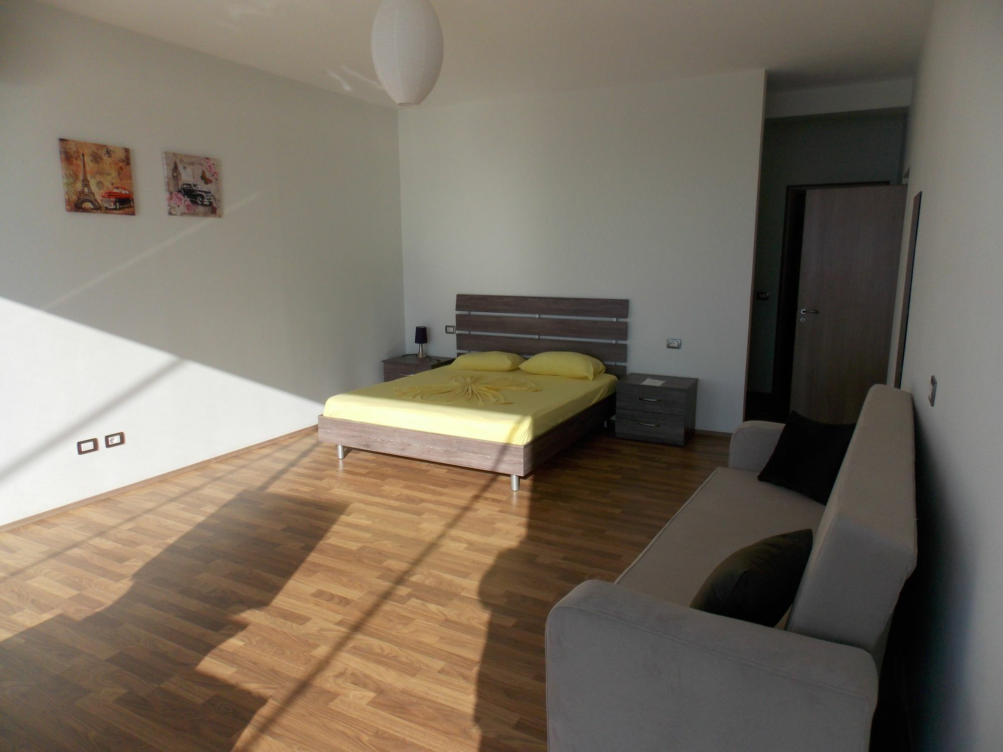 Hotel Serxho Sarandë 外观 照片