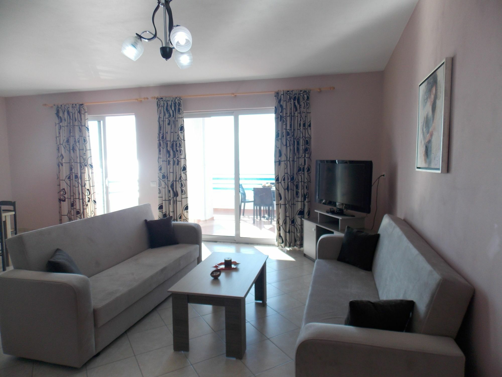 Hotel Serxho Sarandë 外观 照片