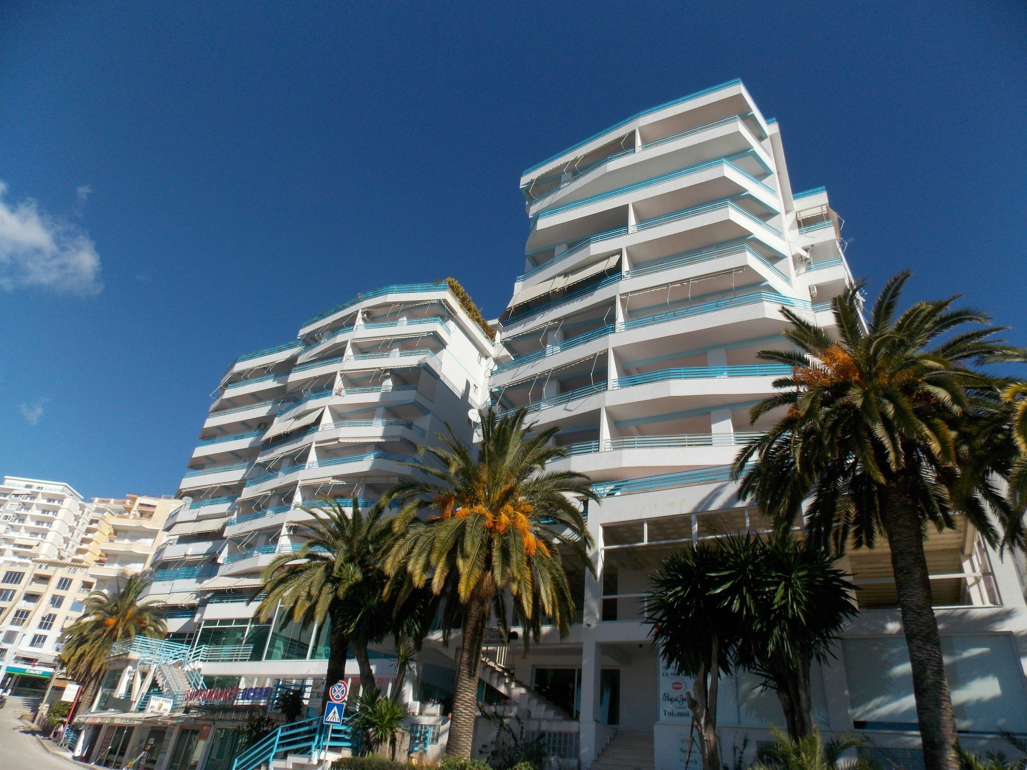 Hotel Serxho Sarandë 外观 照片