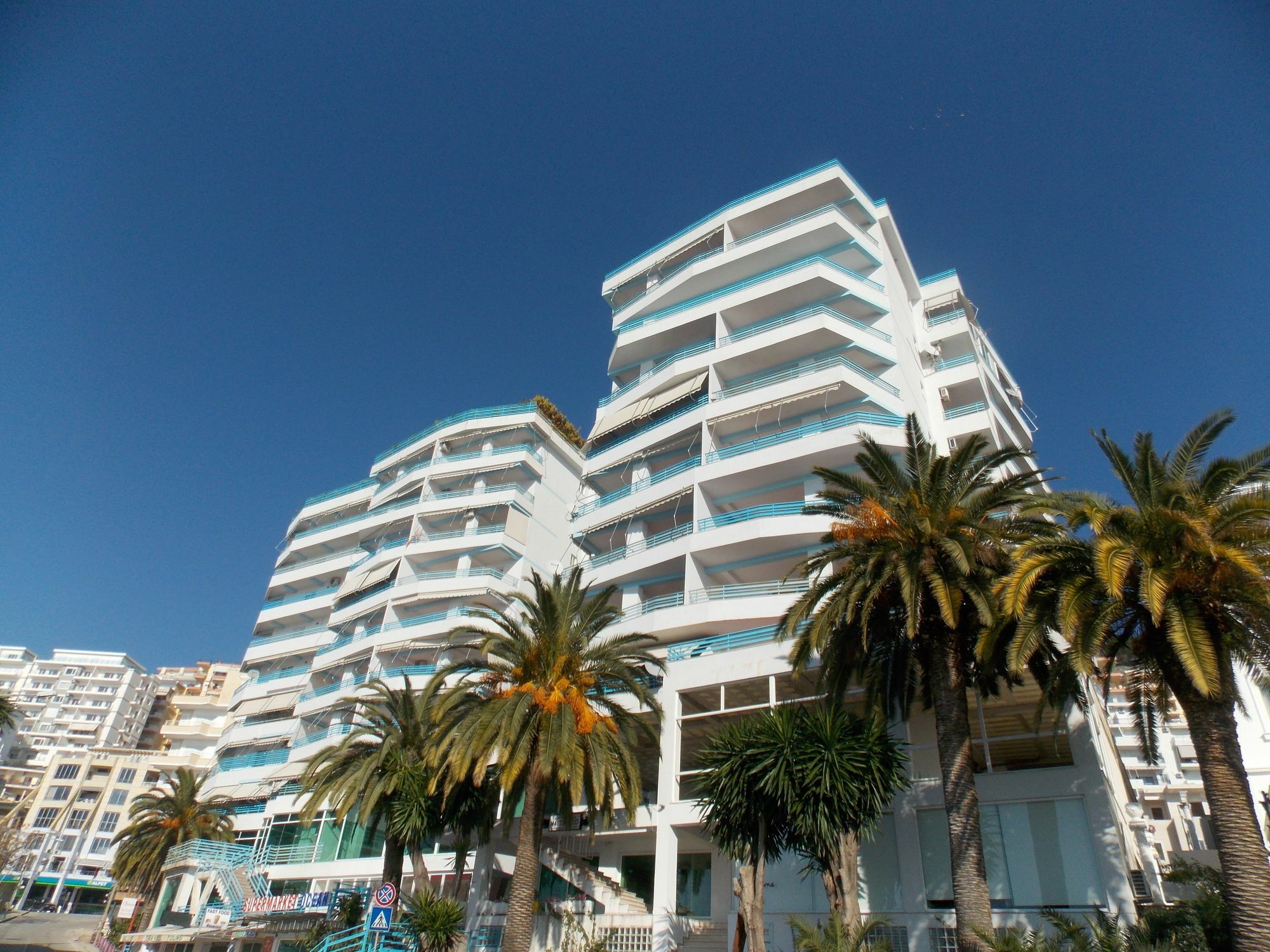 Hotel Serxho Sarandë 外观 照片