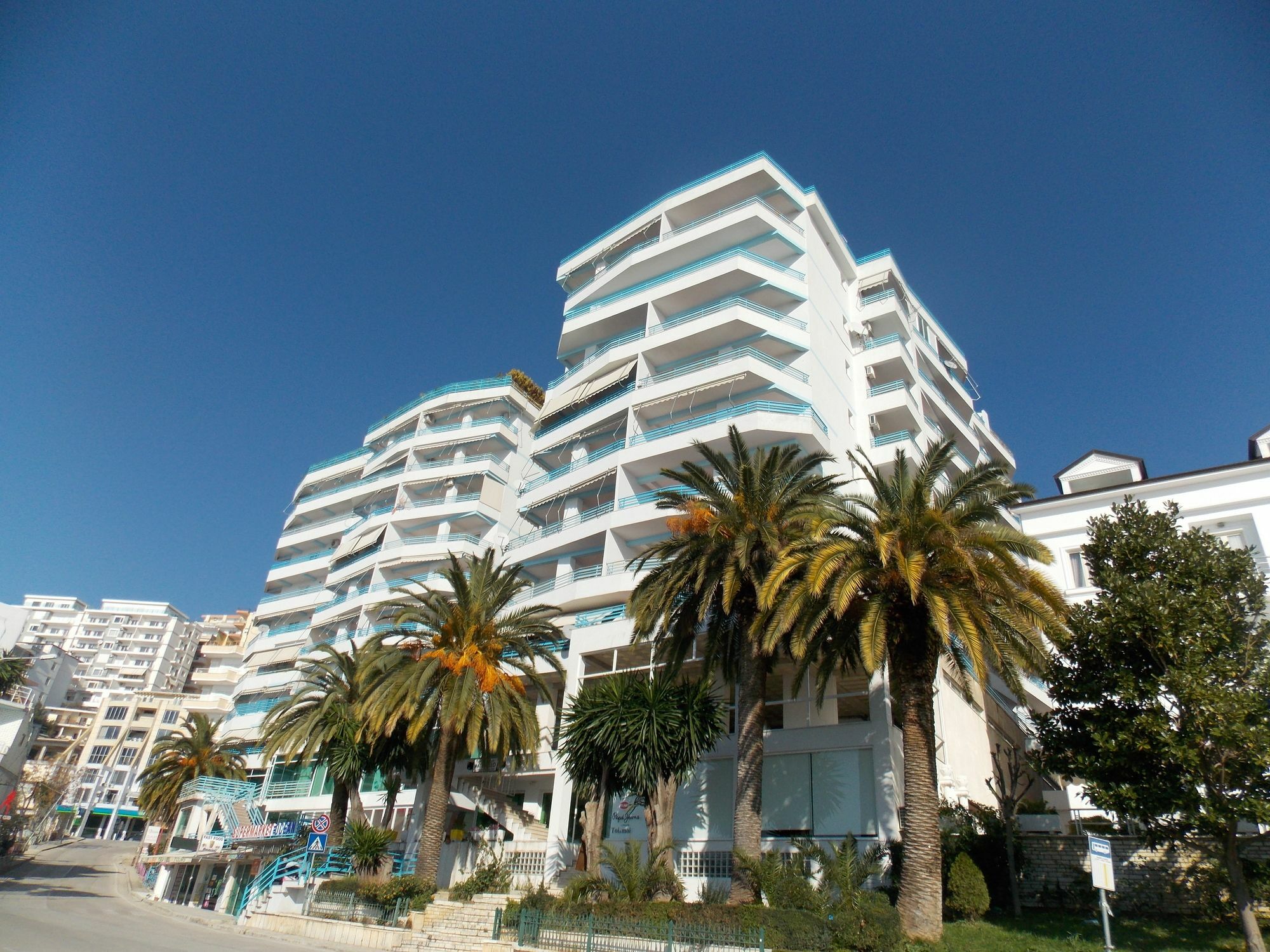 Hotel Serxho Sarandë 外观 照片
